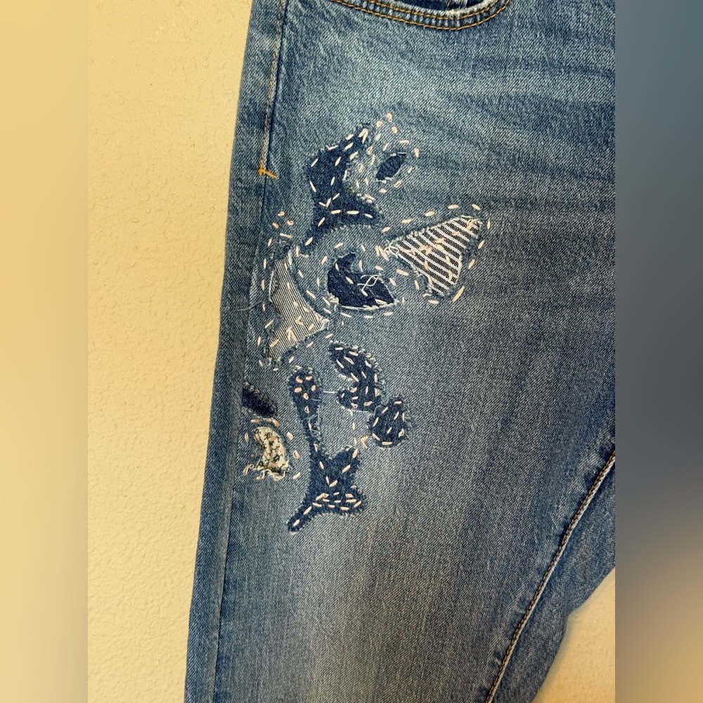 Pilcro & The Letterpress Embroidered Boyfriend Denim Jeans Size 28 - Picture 5 of 11